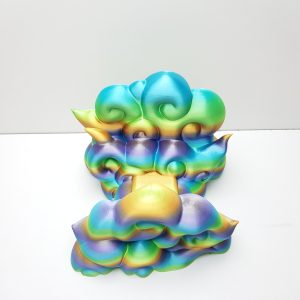 3D-geprinte controllerhouder in de vorm van Japanse wolken.