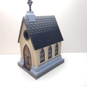 3d geprint vogelhuisje in de vorm van een gotische kapel